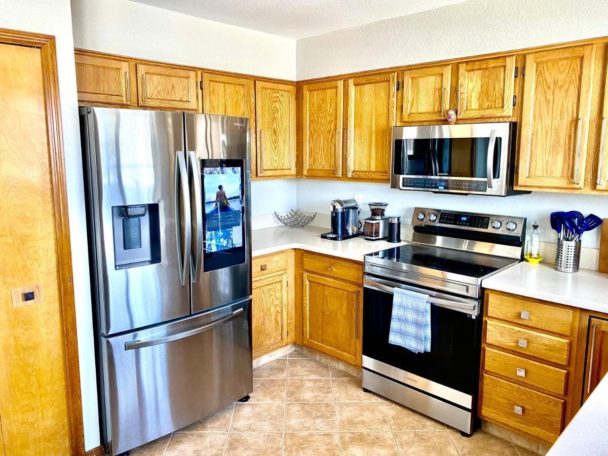 Artsy Home Close To Usafa With Fireplace And Patio Colorado Springs Exterior foto